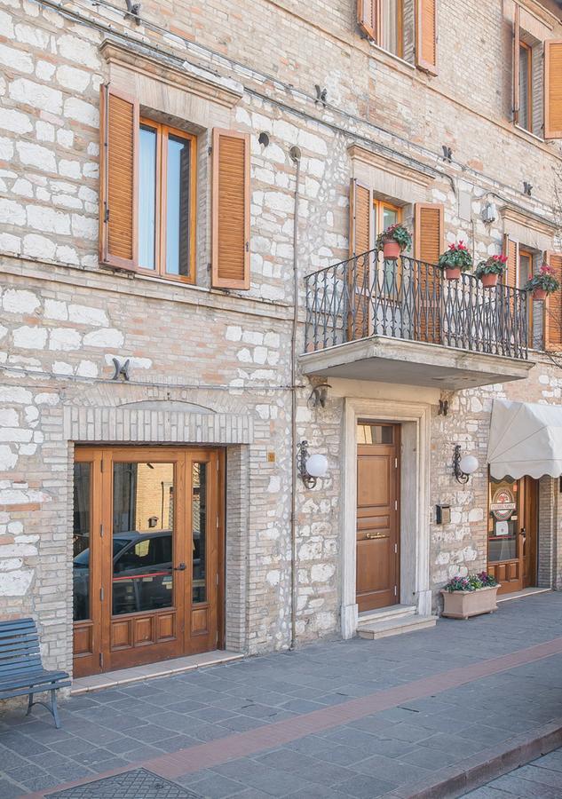 Locanda Il Giullare Pellegrino Santa Maria Degli Angeli  Exterior photo